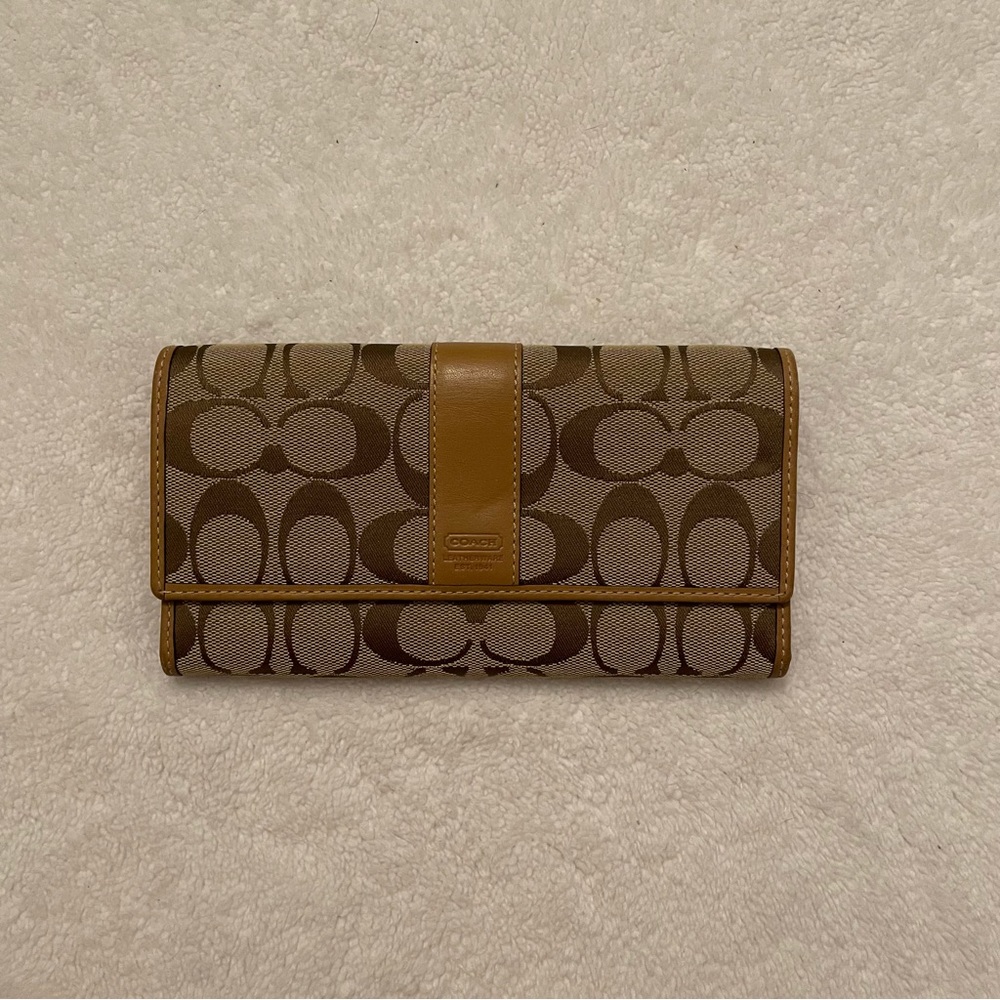 Authentic Coach Wallet